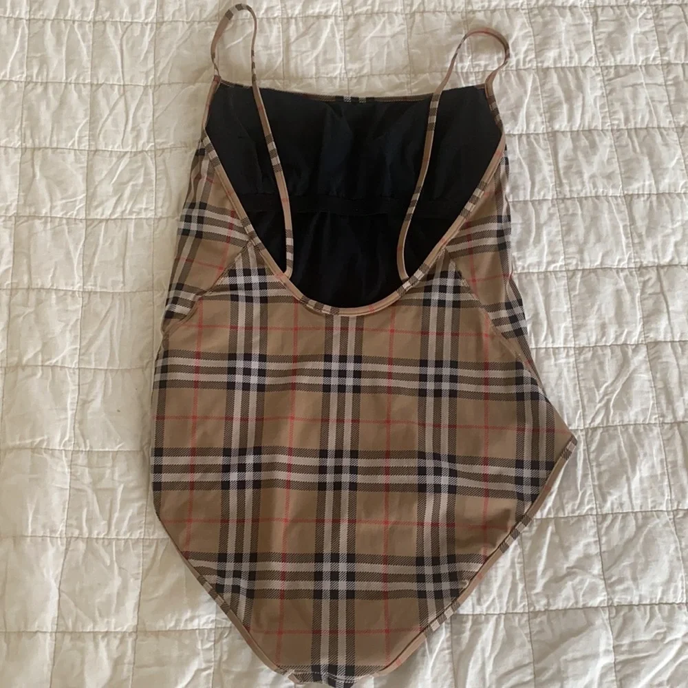 (Sold)Burberry Delia one piece check print Medium M - Picture 7 of 11